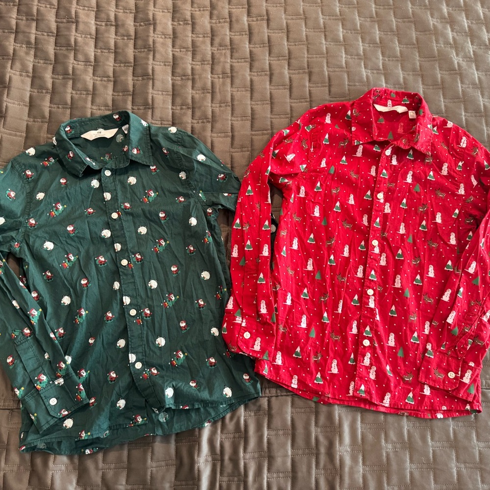 H&M Kids' Green and Red Holiday Button Down Shirts
